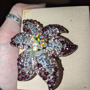 Liz Claiborne Brushed Silver Tone Pin